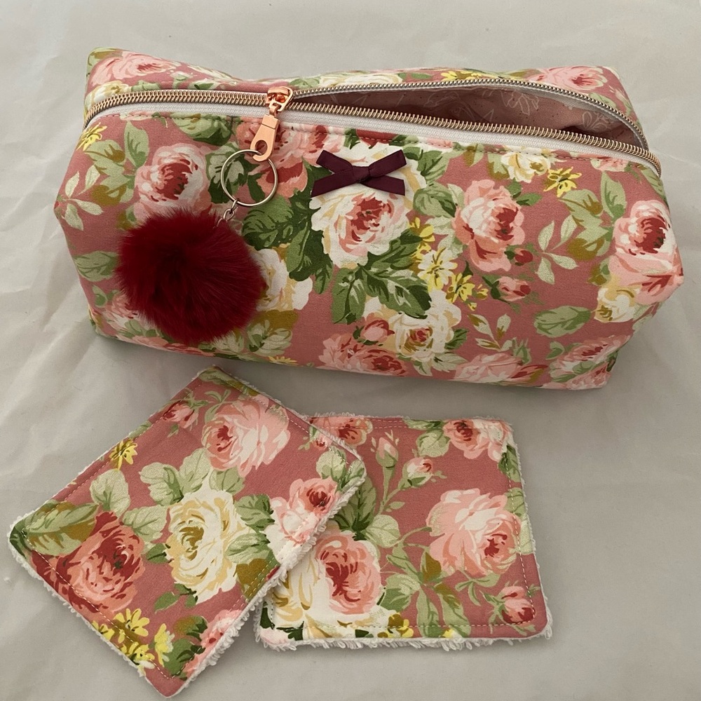 Floral Cosmetic Bag with Pom Pom and matching Facial Wash Pads